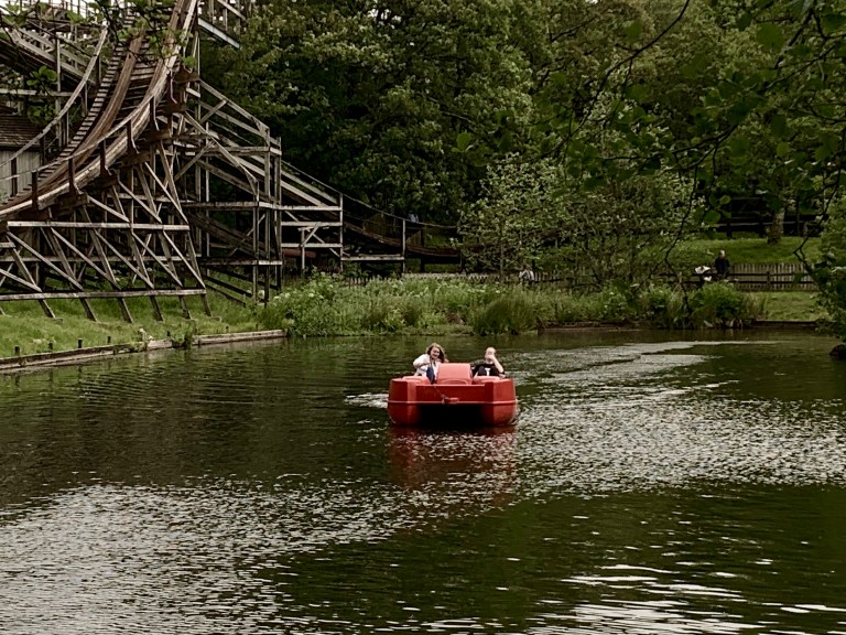 20DBDCBC-91D6-4028-A6DC-BEB495FAB7E8